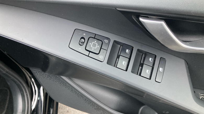 Kia Niro 1.6 GDi PHEV 2 5dr DCT Estate